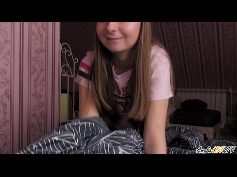 ❤️ బ్లాన్డీ తన BFFని లోతుగా పీలుస్తుంది మరియు ఆమె నోటిలో కమ్ పొందుతుంది ❌ పోర్న్ వీడియో మా వద్ద